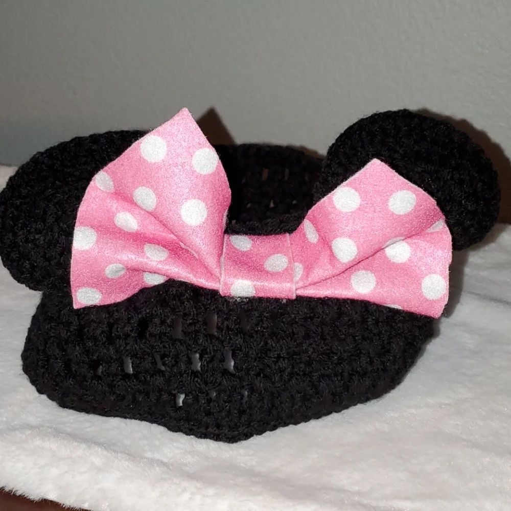 Crocheted‎ Minnie Mouse Headband